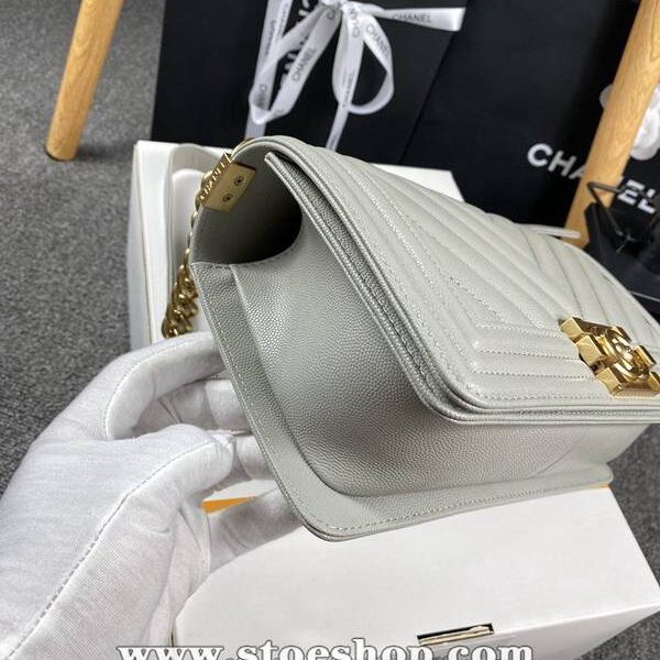 頂級1：1chanel 18秋冬爆款67086 leboy系列V格進口細球紋小牛皮chb12031