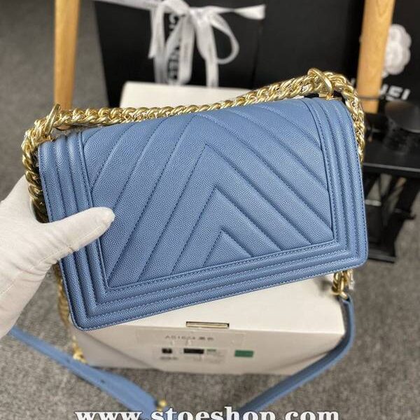 竭誠精品chanel 18秋冬爆款67086 leboy系列V格進口細球紋小牛皮chb12033