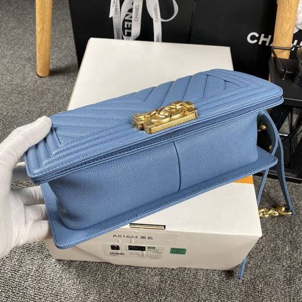 竭誠精品chanel 18秋冬爆款67086 leboy系列V格進口細球紋小牛皮chb12033