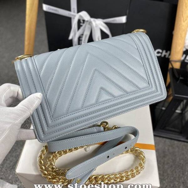頂級高仿chanel 18秋冬爆款67086 leboy系列V格進口細球紋小牛皮chb12034
