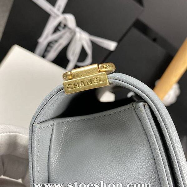 頂級高仿chanel 18秋冬爆款67086 leboy系列V格進口細球紋小牛皮chb12034