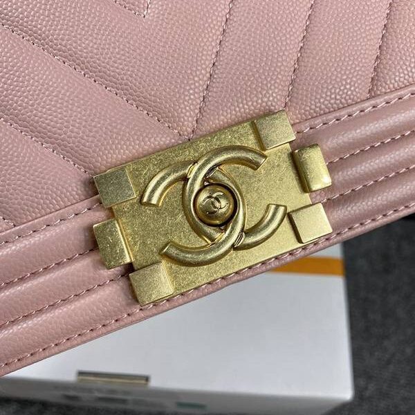 頂級原單chanel 18秋冬爆款67086 leboy系列V格進口細球紋小牛皮chb12035