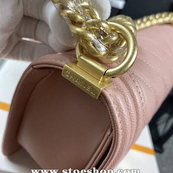 頂級原單chanel 18秋冬爆款67086 leboy系列V格進口細球紋小牛皮chb12035