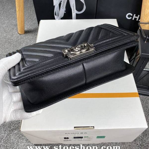最高等級chanel 18秋冬爆款67086 leboy系列V格進口細球紋小牛皮chb12036