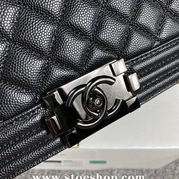高仿精品推薦chanel 18秋冬爆款67086 leboy系列菱格進口細球紋小牛皮chb12042