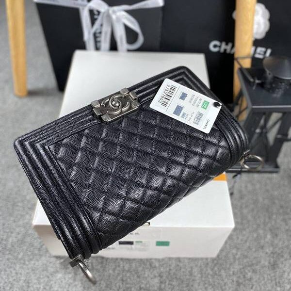 高仿包包批發chanel 18秋冬爆款67086 leboy系列菱格進口細球紋小牛皮chb12043