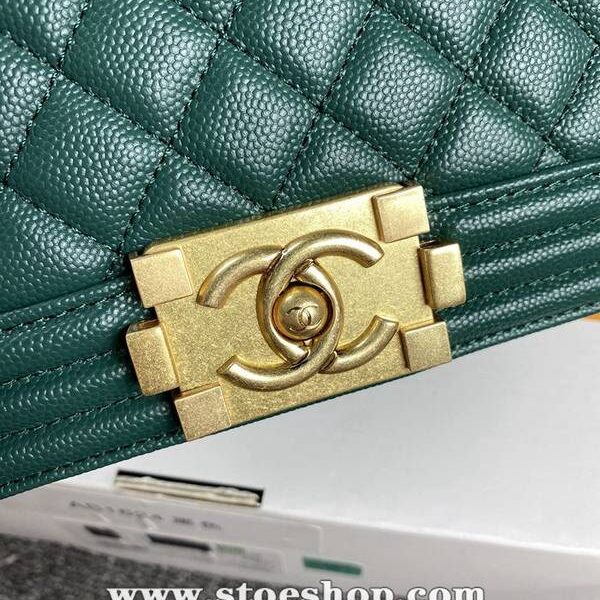 A貨之家chanel 18秋冬爆款67086 leboy系列菱格進口細球紋小牛皮chb12046