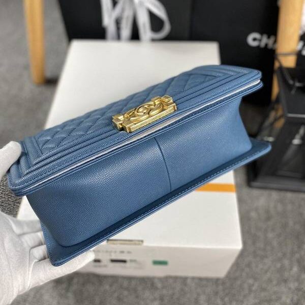 高仿包包chanel 18秋冬爆款67086 leboy系列菱格進口細球紋小牛皮chb12047
