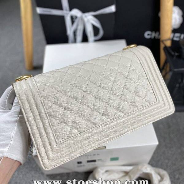 高仿精品chanel 18秋冬爆款67086 leboy系列菱格進口細球紋小牛皮chb12051