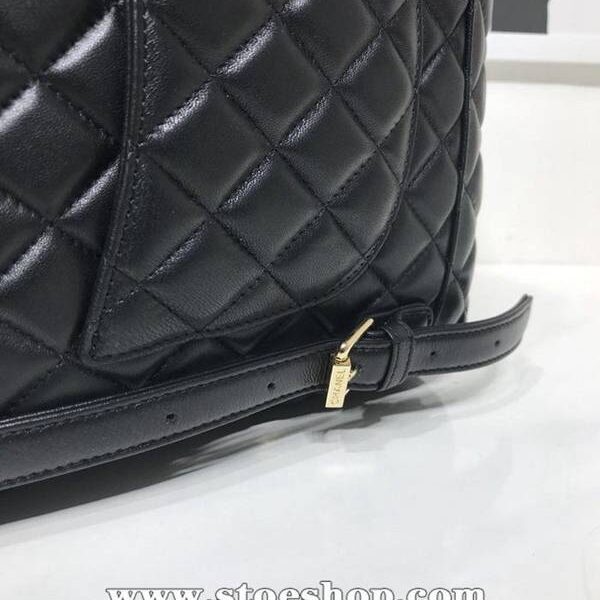 經典高仿包 chanel棱格雙肩背包