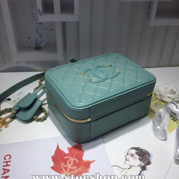 a貨chanel 93341化妝包立體感logo原廠魚醬子牛皮chb12708