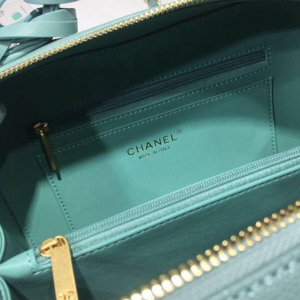 a貨chanel 93341化妝包立體感logo原廠魚醬子牛皮chb12708