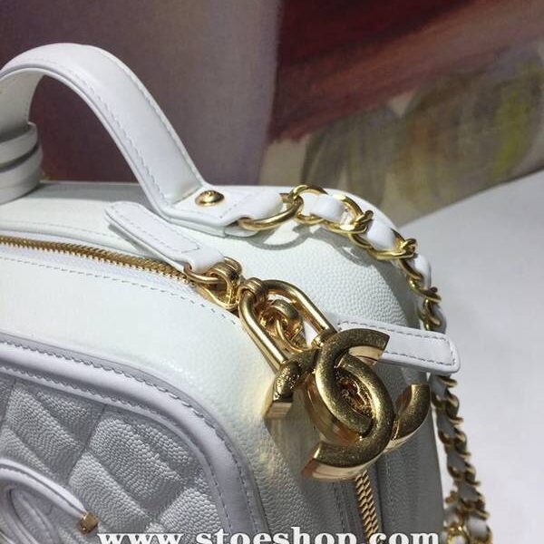 奢侈品chanel 93342化妝包立體感logo原廠魚醬子牛皮chb12710