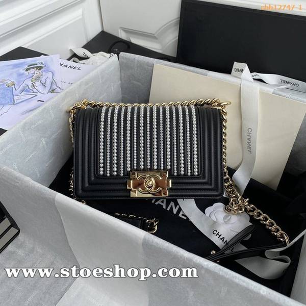 高仿名牌chanel 手工坊67085巴黎大皇宮走秀款Leboy口蓋包chb12747