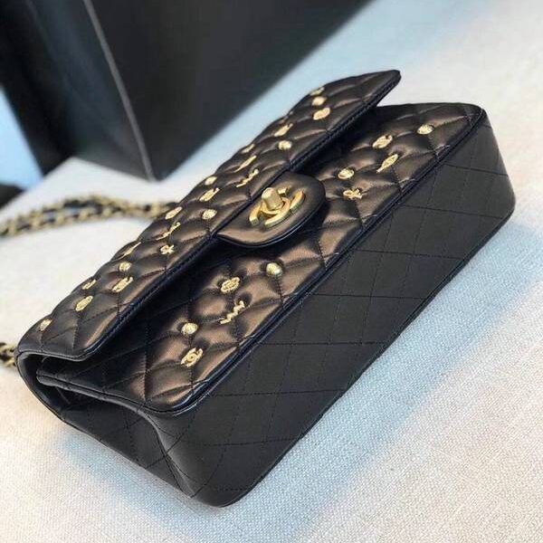 高仿包包批發新款微章包chanel/ 19ss新款限量款進口羊皮cf徽章中號單肩鏈條斜挎包chb12789