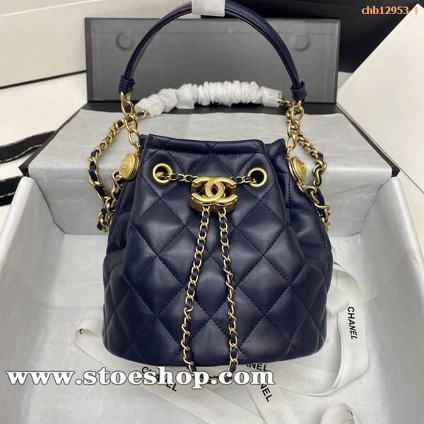 奢侈品1:1新款水桶抽繩包chanel香奈兒2020新款chb12953 1 奢侈品1:1新款水桶抽繩包chanel香奈兒2020新款chb12953