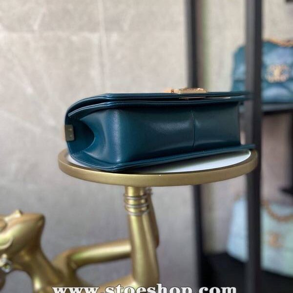 高仿A67086 chanel 經典中號口蓋包chb12962