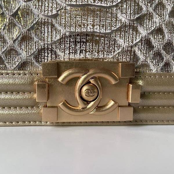 高仿A貨A67086 chanel 經典中號口蓋包chb12963