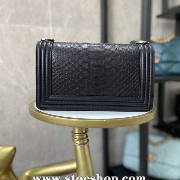 高仿原單A67086 chanel 經典中號口蓋包chb12964