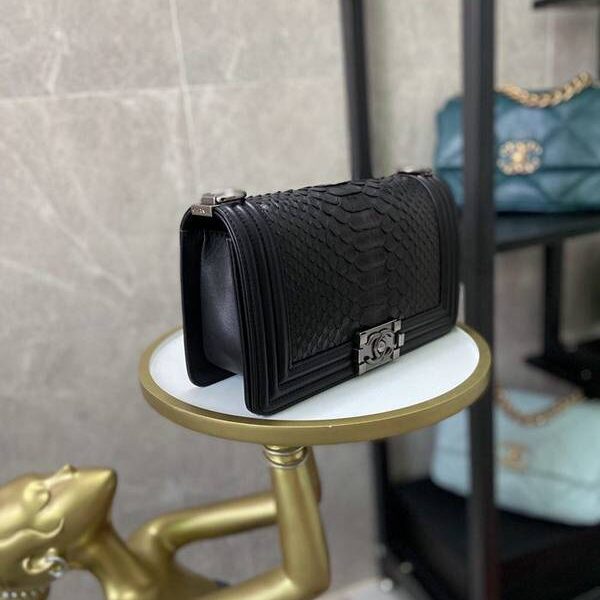 高仿原單A67086 chanel 經典中號口蓋包chb12964