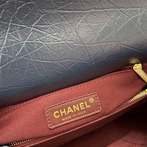a貨高仿chanel 92991最新V格油臘皮配與油臘皮手柄單肩斜挎手提口蓋包chb13093
