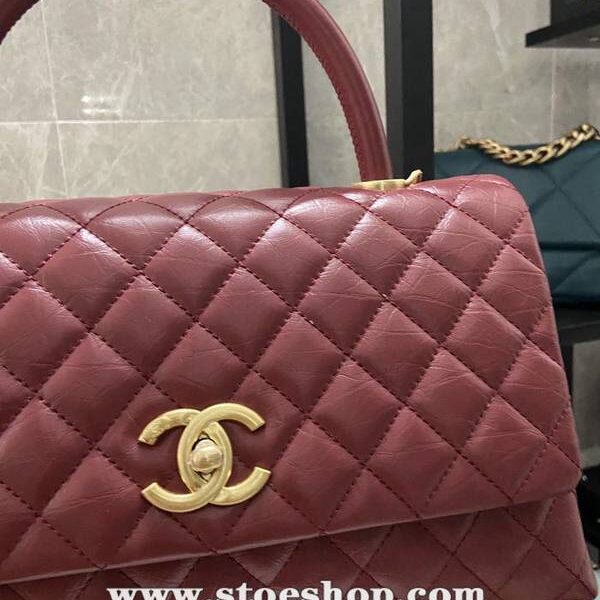 高仿chanel 92991最新V格油臘皮配與油臘皮手柄單肩斜挎手提口蓋包chb13099