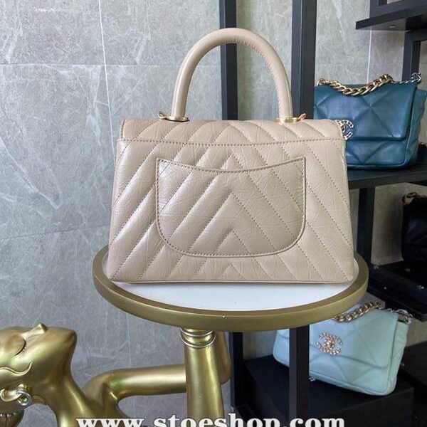 奢侈品 chanel 最新V格油臘皮手柄手提口蓋包
