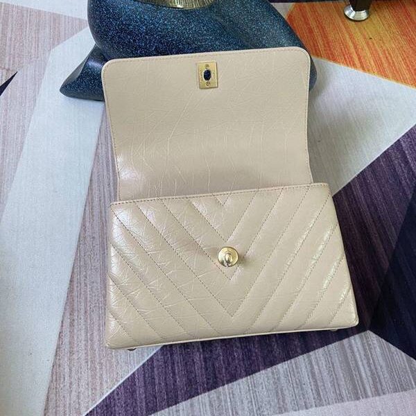 奢侈品 chanel 最新V格油臘皮手柄手提口蓋包