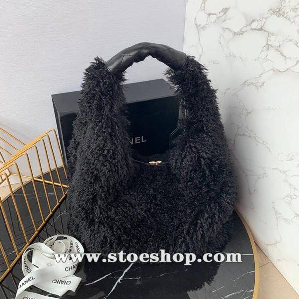 高仿名牌包chanel2020羊毛走秀款山羊皮chb13153 4 高仿名牌包chanel2020羊毛走秀款山羊皮chb13153