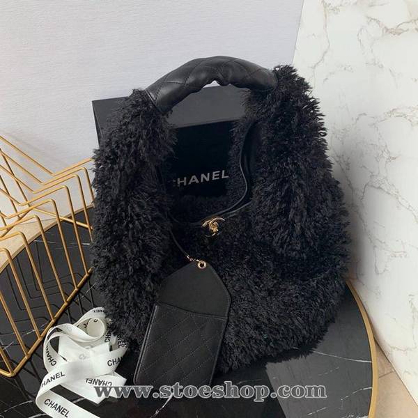 高仿名牌包chanel2020羊毛走秀款山羊皮chb13153 5 高仿名牌包chanel2020羊毛走秀款山羊皮chb13153