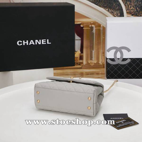 高仿a貨chanel A92990最新棱格細顆粒壓花小牛皮手柄單肩斜挎手提中號口蓋包chb13195 6 高仿a貨chanel A92990最新棱格細顆粒壓花小牛皮手柄單肩斜挎手提中號口蓋包chb13195