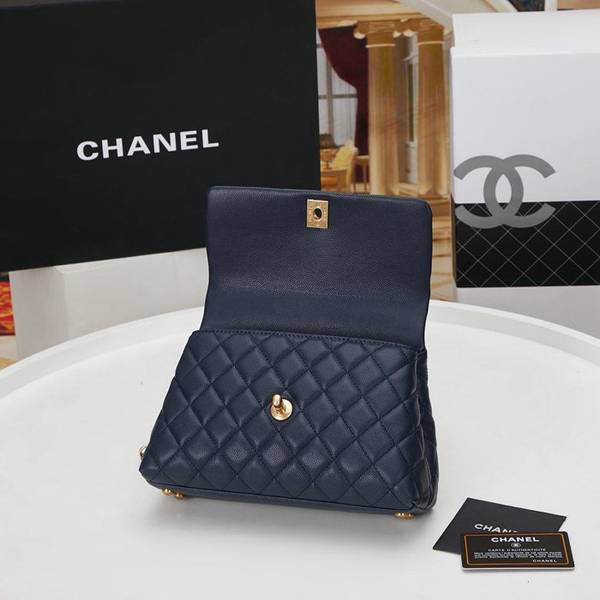頂級高仿包包chanel A92990最新棱格細顆粒壓花小牛皮手柄單肩斜挎手提中號口蓋包chb13196 7 頂級高仿包包chanel A92990最新棱格細顆粒壓花小牛皮手柄單肩斜挎手提中號口蓋包chb13196