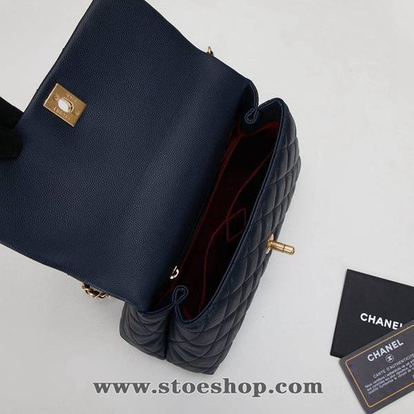 頂級高仿包包chanel A92990最新棱格細顆粒壓花小牛皮手柄單肩斜挎手提中號口蓋包chb13196 8 頂級高仿包包chanel A92990最新棱格細顆粒壓花小牛皮手柄單肩斜挎手提中號口蓋包chb13196