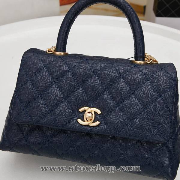 高仿名牌chanel A92990最新棱格細顆粒壓花小牛皮手柄單肩斜挎手提中號口蓋包chb13199 5 高仿名牌chanel A92990最新棱格細顆粒壓花小牛皮手柄單肩斜挎手提中號口蓋包chb13199