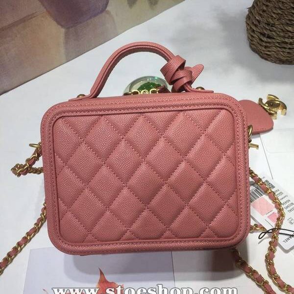 竭誠精品chanel 93341化妝包logo原廠魚子醬牛皮chb13231 9 竭誠精品chanel 93341化妝包logo原廠魚子醬牛皮chb13231
