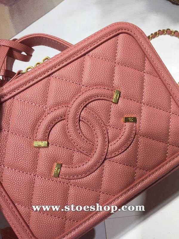 竭誠精品chanel 93341化妝包logo原廠魚子醬牛皮chb13231 4 竭誠精品chanel 93341化妝包logo原廠魚子醬牛皮chb13231