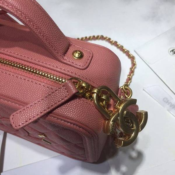 竭誠精品chanel 93341化妝包logo原廠魚子醬牛皮chb13231 12 竭誠精品chanel 93341化妝包logo原廠魚子醬牛皮chb13231
