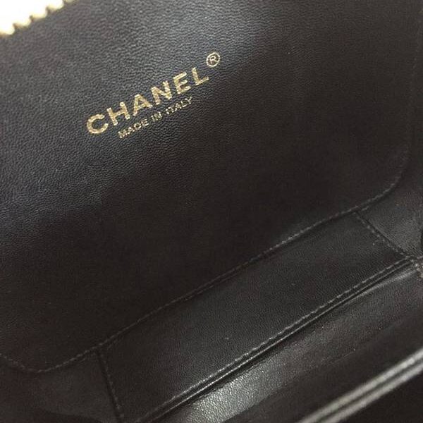 高仿包包批發chanel 93341化妝包logo原廠魚子醬牛皮chb13236