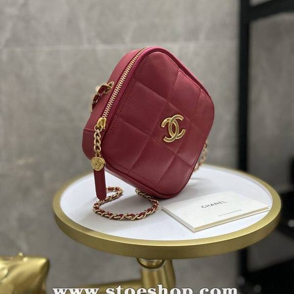 頂級1：1chanel香奈兒2020新款AS2201最新鑽石包進口羊羔皮chb13255