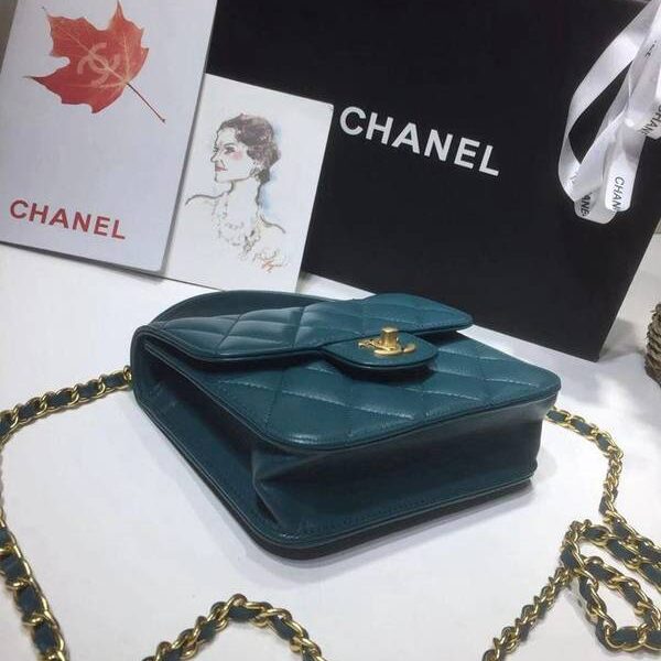 高仿chanel 2021早春手拎包斜掛包8817chb13420