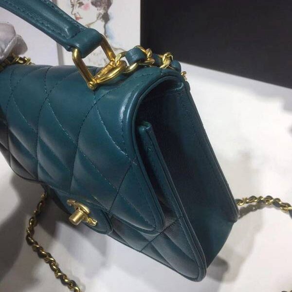 高仿chanel 2021早春手拎包斜掛包8817chb13420