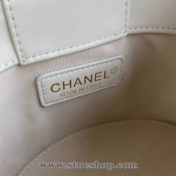 高仿包台灣chanel新款2020秋冬限量版小水桶chb13428