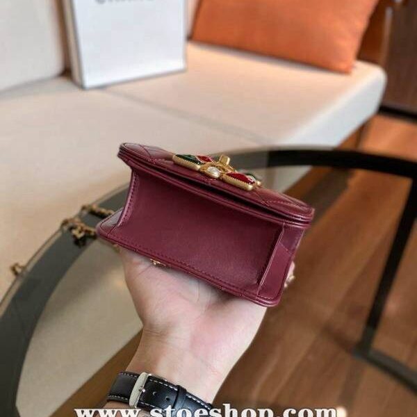 高仿chanel 2251口蓋包chb13483