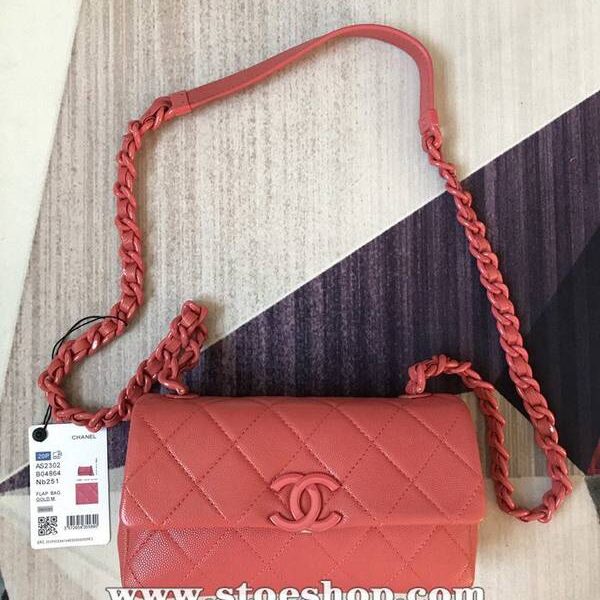 高仿精品批發chanel 21早春度假系列 AS2302熊貓包翻蓋鏈條包顆粒壓花小牛皮chb13494