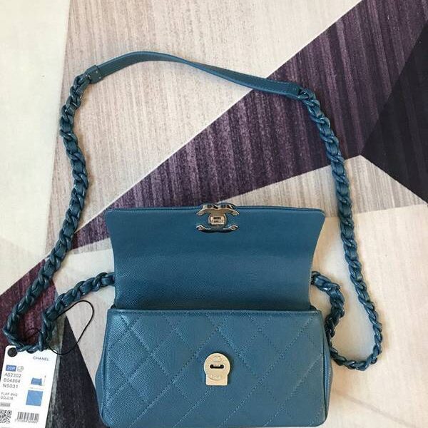 高仿包chanel 21早春度假系列 AS2302熊貓包翻蓋鏈條包顆粒壓花小牛皮chb13495