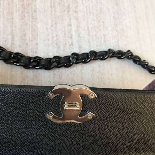 高仿包chanel 21早春度假系列 AS2302熊貓包翻蓋鏈條包顆粒壓花小牛皮chb13496