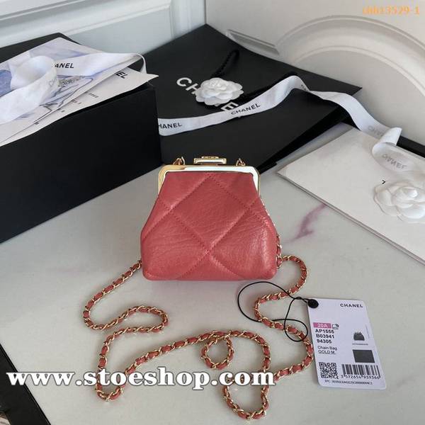 高仿原單chanel2021早春度假系列復古蛙口包chb13529