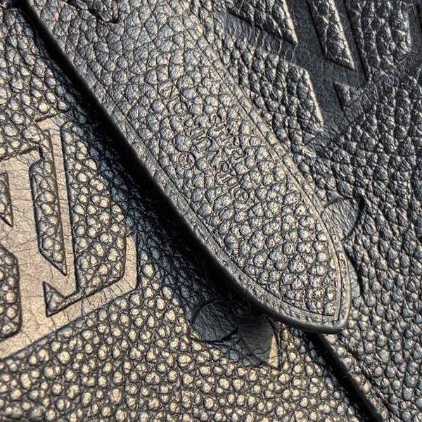 高仿精品批發頂級原單 M45256 黑色 NéoNoé 中號水桶包取材 Monogram Empreinte 壓紋皮革hhlv10547