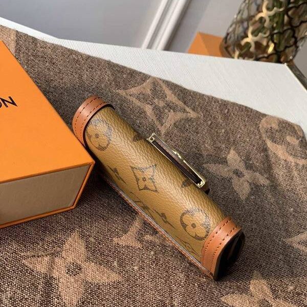 高仿精品推薦lv新品 M68725 短款錢夾Dauphine短款錢夾hhlv10550