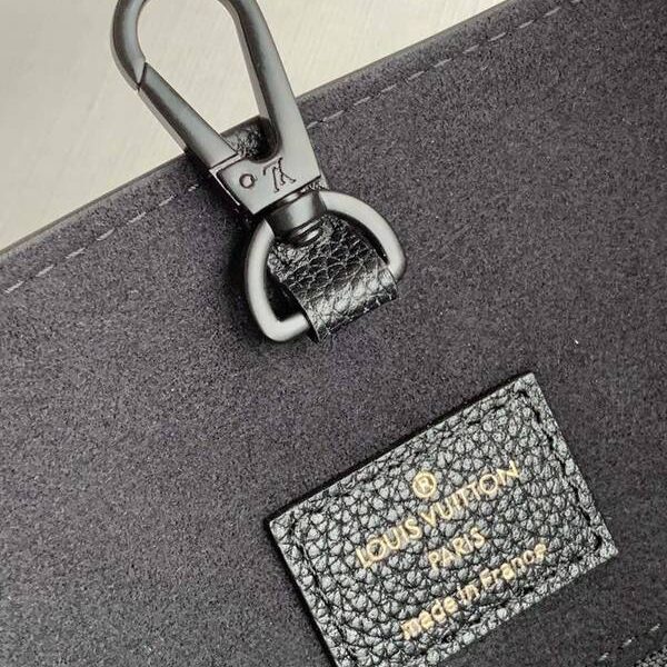 頂級1：1原單M55845 黑色 LOCKME TOTE 小號手袋軟粒面小牛皮hhlv10796